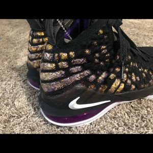 New Nike Lebron 213 Zoom Basketball Shoes Youth 6